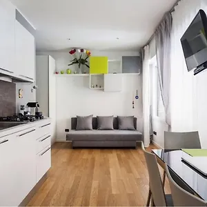 Delizioso Bilocale In Bocconi - Porta Romana Apartamento Milán